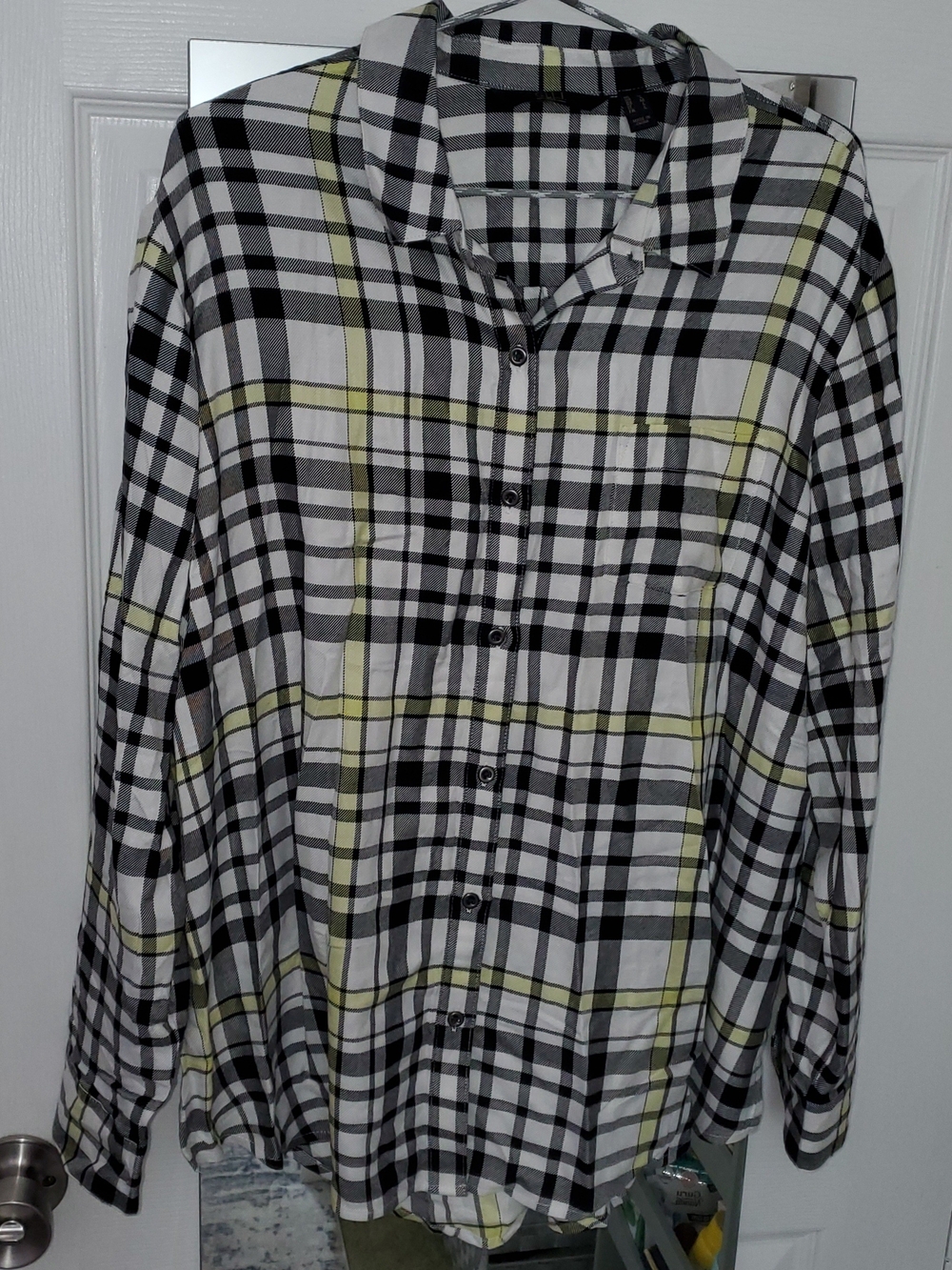G.I.L.I. Black, White & Pale Yellow Plaid Shirt